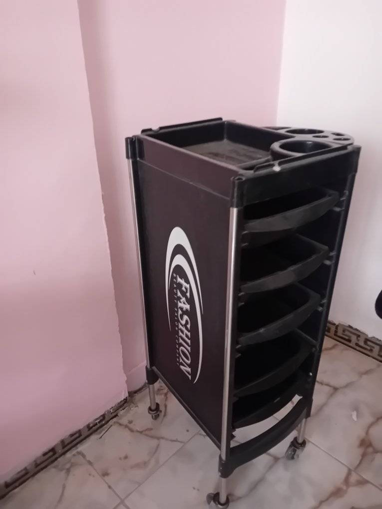اغراض صالون للبيع للتواصل الاتصال ***********
