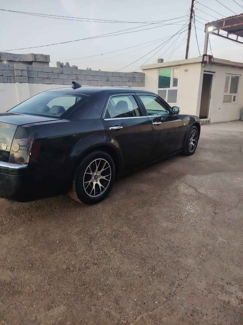 السلام عليكم اوبامة كص ما مسجل موديل 2010 8هيمي كير ومحرك شرط صدر خلفي وامامي جديد تخم تاير أربعة جديد مسجل وأربع شاشة ايباد تبريد ثلج تفءة نار كشانة أربعة كهربائي فتحت سقف سيارة فول موصاف تحكم ستيرن جيهتين سيارة بيهة هواي موصافت بعد ويل خلية مضومت لايت زنون سيارة جاهزة من كلشي السعر ٤٥ ورقة مكان السيارة العلم قريت الربيضة) ***********) ***********
