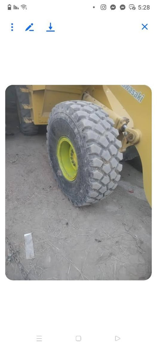 سلام عليكم من رخصة مدير الكروب تايرات عدد 4 ثنين ويل وثنين بدون ويل للبيع الاستفسار اتصل على ***********
