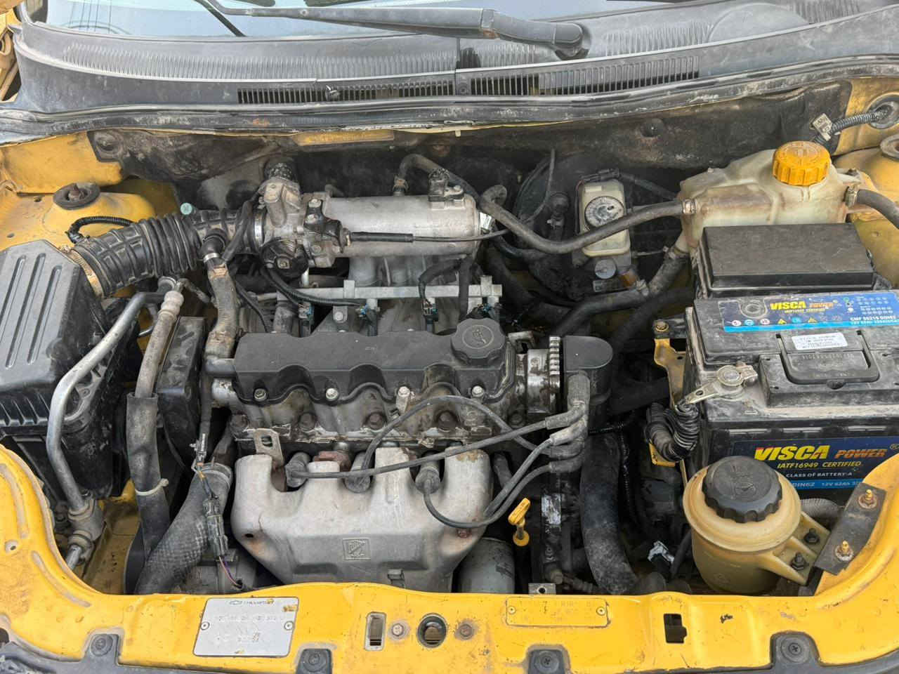 السلام عليكم
افيو موديل 2010 الشركة العامة للسيارات 
مصفره هيئة وغرامة 
محرك 1500
كير ومكينة خير من الله 
السيارة باسمي 
السعر 52 وبيها مجال
مكاني بغداد البلديات
الارقام *********** و ‏‪0771 519 0263‬‏
