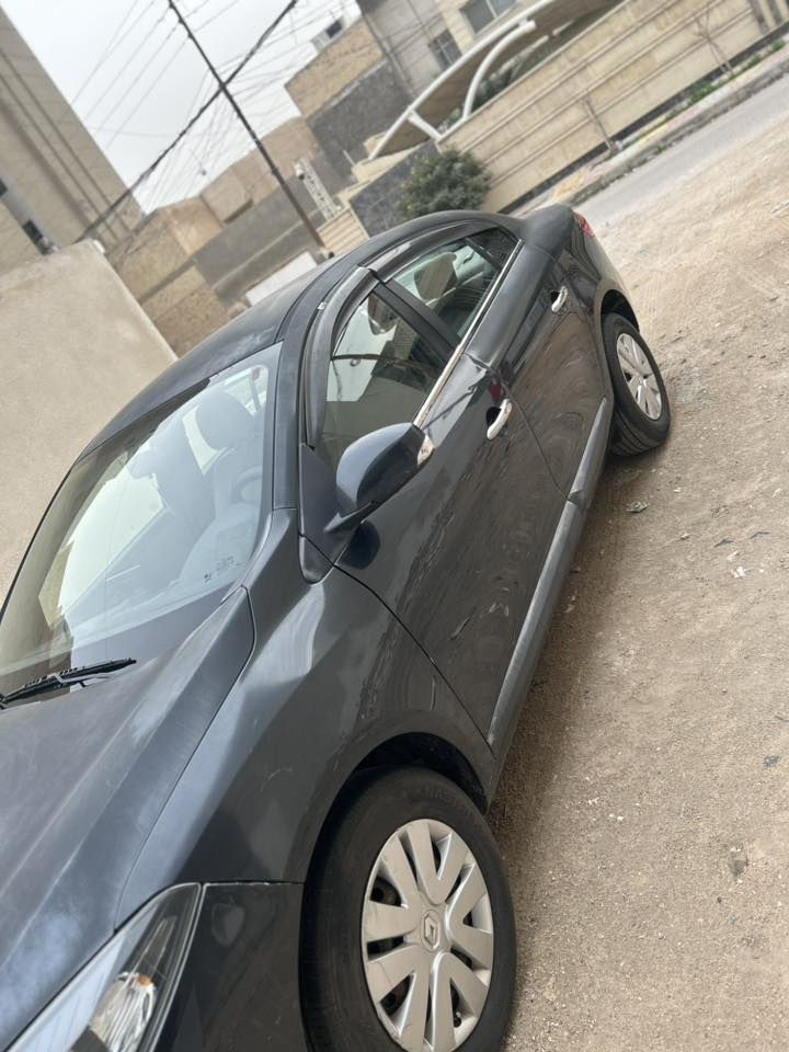 السلام عليكم
رينو فلوانس موديل ٢٠١٦ فرنسي رقم كربلاء (مميز)
مكفوله من كولشي ماشيه ٥٥ كم مثل ما موضح بالصور 
بدي السياره بي جراد فقط دواخل السياره نظيفه وشاشه وكامره تخم تايرات جديده السياره بأسمي سنويه ٢٠٢٨ 
السعر ٨٧ وبي مجال 
مكانه كربلاء للاستفسار اكثر ***********
