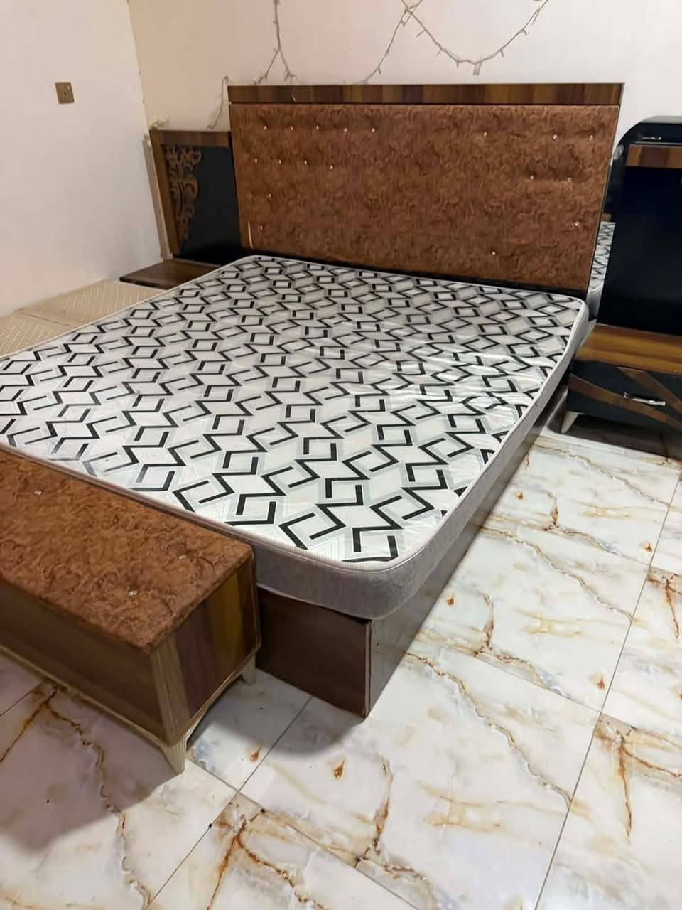 غرفة تركي اخت الجديد 5 قطع السعر النهائي 300 الف


**إذا كنت صاحب هذا الإعلان وتريد حذفه لأي سبب، رجاءا أرسل رسالة إلى الدعم الفني**