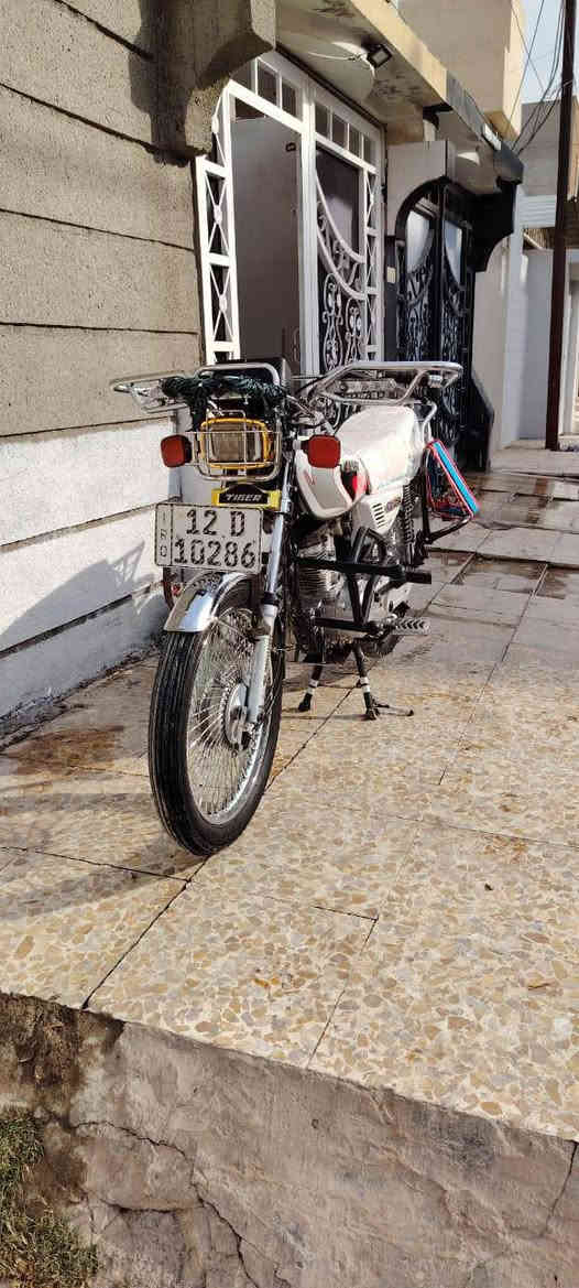 🔴دراجه تايكر لوان ابيض🔴 🔴سنويه لوحات انكليزي 🔴
عنوان الدراجه موصل نبي يونس 📍

✔️دراجه تايكر أربع كير ✔️
✔️ مرقمه رقم نينوى لوحات انكليزي
✔️ثاني يوم احوال محرك 125
✔️كفاله عامه من كير مكينه شاصي 
✔️دراجه نضيف كامله مكمله ✔️دراجه شرط أي فيتر وديها ما مفتوحه 
✔️ دهن ابداله امزويل 1/1 دراجه 
✔️موديل 2020
✔️كهربائيات كلها شغاله فول الفول
✔️مابيه اي نقص
✔️ماطور جاهزه
✔️السعر مليون 900
✔️ العنوان موصل نبي يونس 
 ✔️ اهل ال مليون ونص لا اتعب نفسك اصلا ماابيع
        مع تحياتي للجميع 

للتواصل عل ارقام ما تتواجد عل فيسبوك ولا ماسنجر

اتصال 📞 ***********

اتصال 📞 ***********
