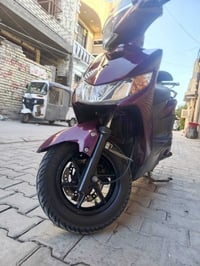 دراجه جي تي ار حديث للبيع السعر واحد 600 الدراجه مقفوله رقم الهاتف 077...