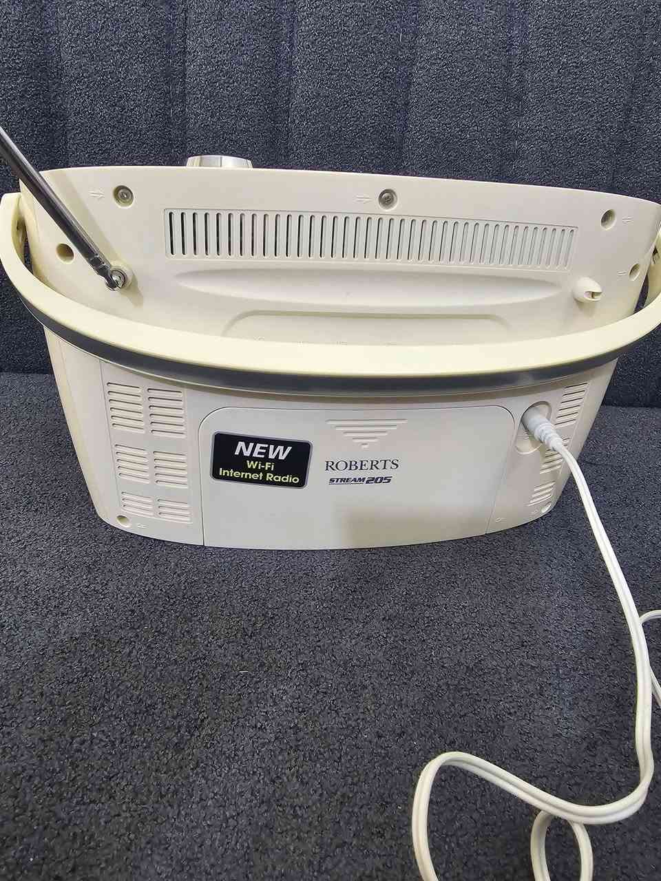 السلام عليكم
راديو روبرتس بريطاني باحث fm
وDAB fm كهرباء وباتري نظيف جدا 
وكذلك به wifi لراديو الانترنيت ويكتب اسم القناة سماعتين اماميةبالاضافة يشغل usb مكاني بغداد سعره ٤٠ الف وتوصيل موجود


**إذا كنت صاحب هذا الإعلان وتريد حذفه لأي سبب، رجاءا أرسل رسالة إلى الدعم الفني**