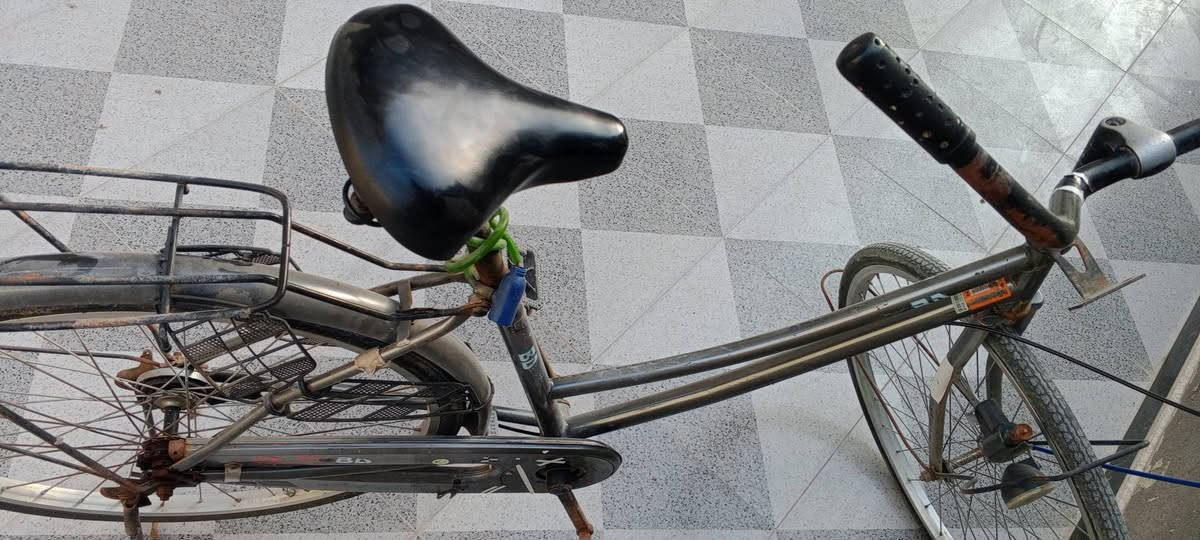 سلام عليكم شباب بايسكل للبيع نضيف كدامكم سعر 130 و بي مجال للشراي و لي مو شراي لا يراسل تظل


**إذا كنت صاحب هذا الإعلان وتريد حذفه لأي سبب، رجاءا أرسل رسالة إلى الدعم الفني**