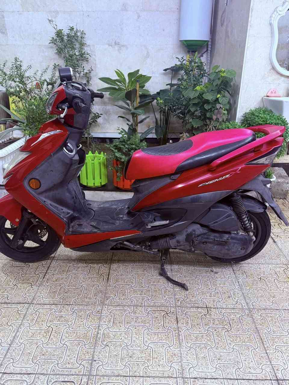 سلام عليكم
سكنس لد ياباني قبق نفخ
ستان حساس دراجة كفاله عامه 
كفر ومكينه سعر خاص مكان بغداد 
***********
