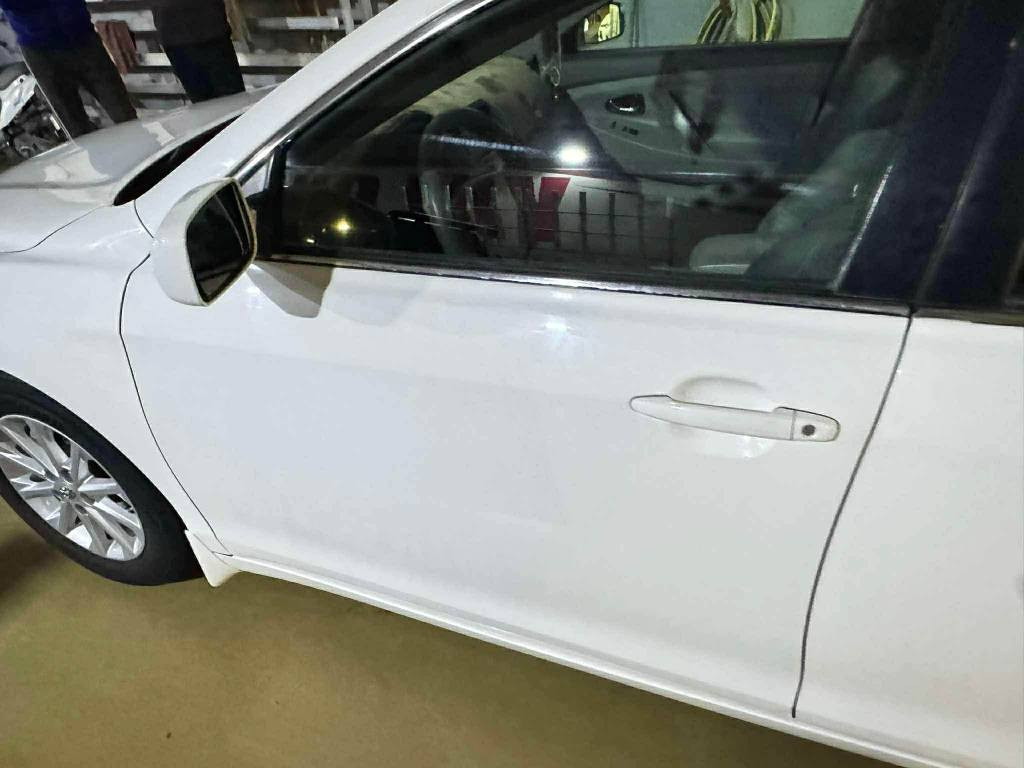 كامري 2011 وارد امريكي السعر 120وبي مجال بسيط
رقم سليمانيه
*********** 
رقم وسنويه جديد لحد ٢٠٣٠
كير محرك تبريد تدفئه كله بالشرط
صدر حداديه كله بالشرط
سياره جاهزه ماتحتاج ربع دينار مصرف
بيها جامرلغ السايق الامامي صبغ فقط
دفتر بانزين بيها
مكان السياره كركوك كركوك, العراق
