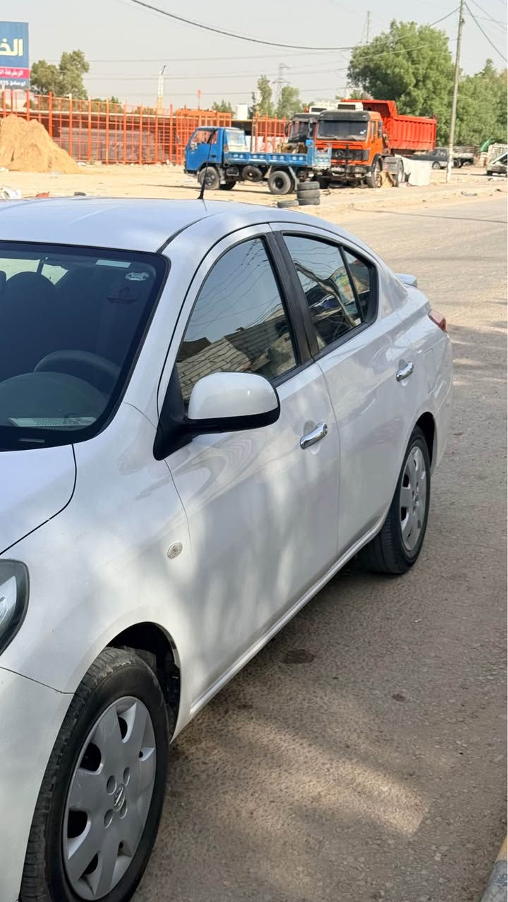 صني موديل ٢١ هندي فقط جامرلغ بارد وما مصبوغ باسم شركة انوار البحار رقم اربيل ب ١٠٥ وبيها مجال السيارة جاهزة تخم تاير تبريد مكينه  كلشي مضبوط

*********** النجف, العراق
