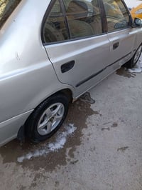 اكسنت فيرنا بيهه خياسات وطخات خفيفه اوتوماتيك لسعر ٣٨ مكان لسياره بغدا...