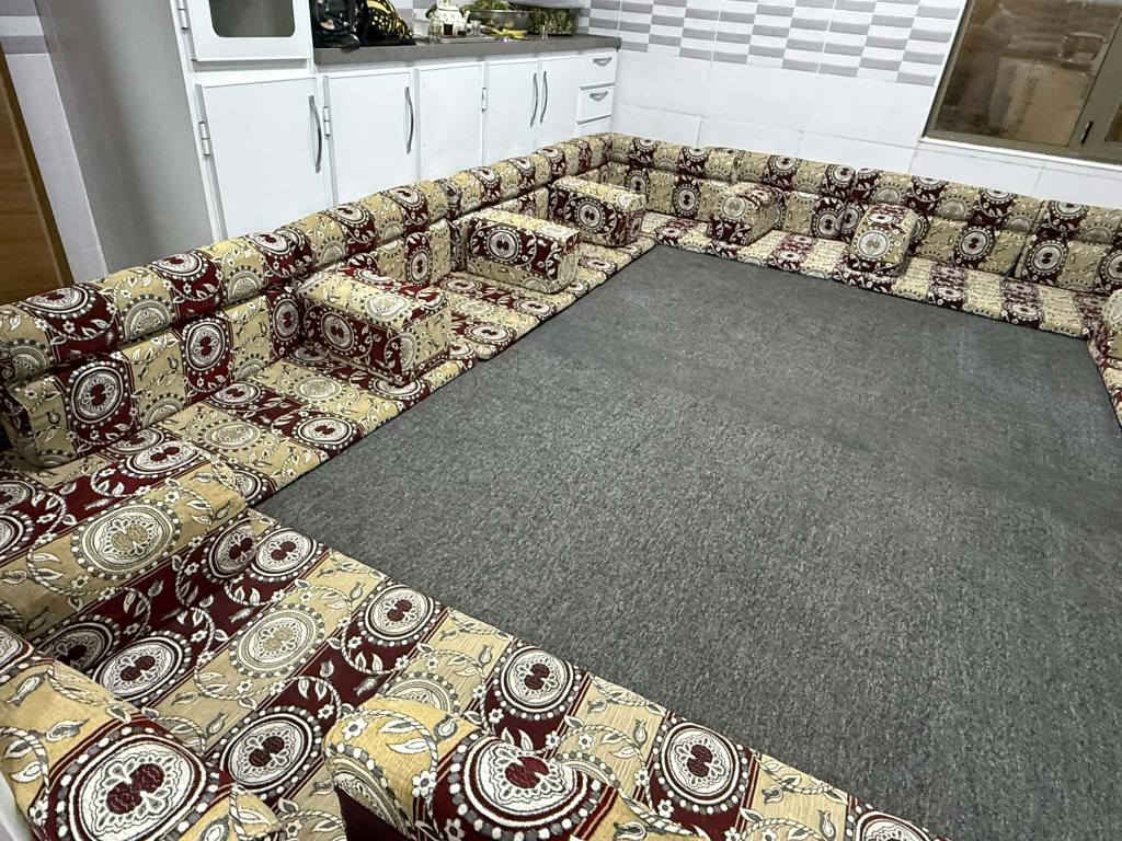 جلسه سعوديه اخت الجديده الاصليه حبيبات مضغوطه مو سفنج عادي سحاب 14 متر 7 دواشك مع مساند ظهر وتجوات وثنين اركان شراي خاص أو الاتصال بالرقم *********** النجف, العراق
