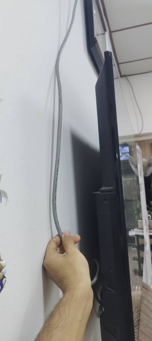 تلفزيون ماركة جنرال GENERAL جديد مستعمل قليل جدا

قياسه 55 ضخم سينمائي نحيف موديل جديد وبيه انترنيت بس ما اعرف شلون يستعمل سبب بيع مكان ماعندنا تلفزيون مكفول وجديد سعره 300 الف وبيه مجال 

مكاني كركوك رحيم اوه راسلني بل ماسنجر
 او خابرني على رقمي ماكو فرق

***********
