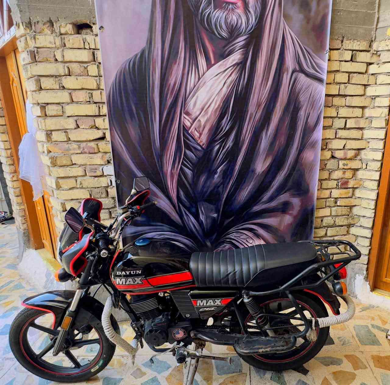 سلام عليكم دايرن ٢٠طالعه بالـ٢٢ نضافه شوفة العين خير من الله شلعه ومعدل بصمه وسويج  اوراق اصولي اصولي دراجه كامله من كلشي تجي تفحص وتشوف 
السعر( مليون و٢٥٠ )بيها مجال بسيط اتصل وتدلل
 واتساب ***********
مكاني شطره
