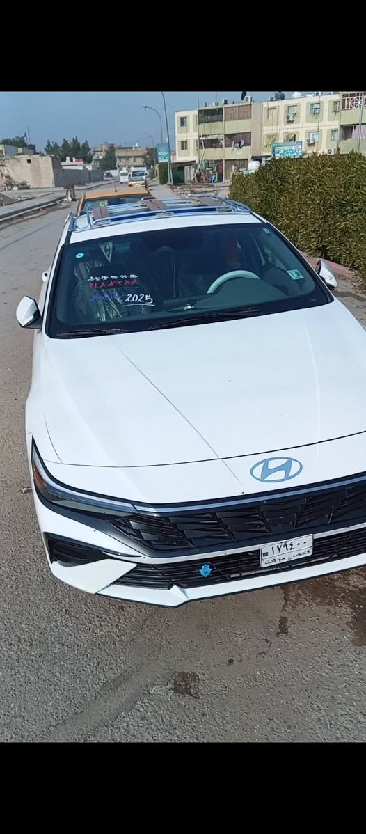 سلام عليكم سيباية حيدر السحارةطويلة  للبيع جديدة  تراهم جميع السيارات ***********   واساب
