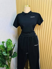 #سوت ماركة ididas خامه درجه اولى ✅ متوفر بلونين 🤍♠️ قياس فري سايز يلبس...