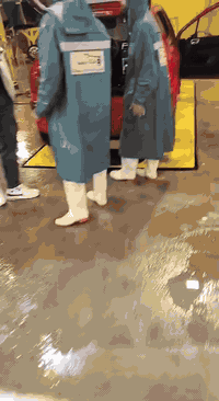 السلام عليكم
بيجو 307 موديل 2006 فرنسي اصلي
مكفولة كير أو محرك
كهربأيات جديد
تايرات جديدة
مشط +بور جدد
ماشيه 270 الف
كربلاء المقدسة
للاستفسار ***********
