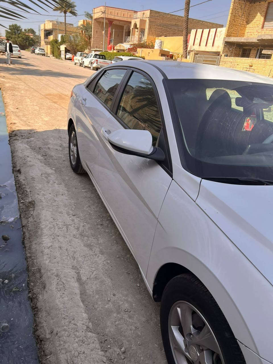 النترة لبيع موديل 21 رقم شمالي مداور ثاني يوم سياره وارد لا تكلي شنو بيه هاذا سونارة كدامك مكانه واسط سعر142 تريد تحولي واجهك ويه راعيه بل كوت ***********
