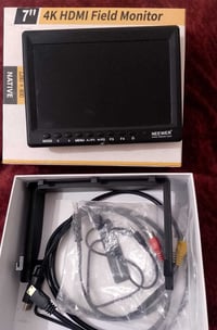 مونتر نيور 4k حجمها 7انج نضيفه وكل غراضها وياها للبيع مكاني بغداد07736...