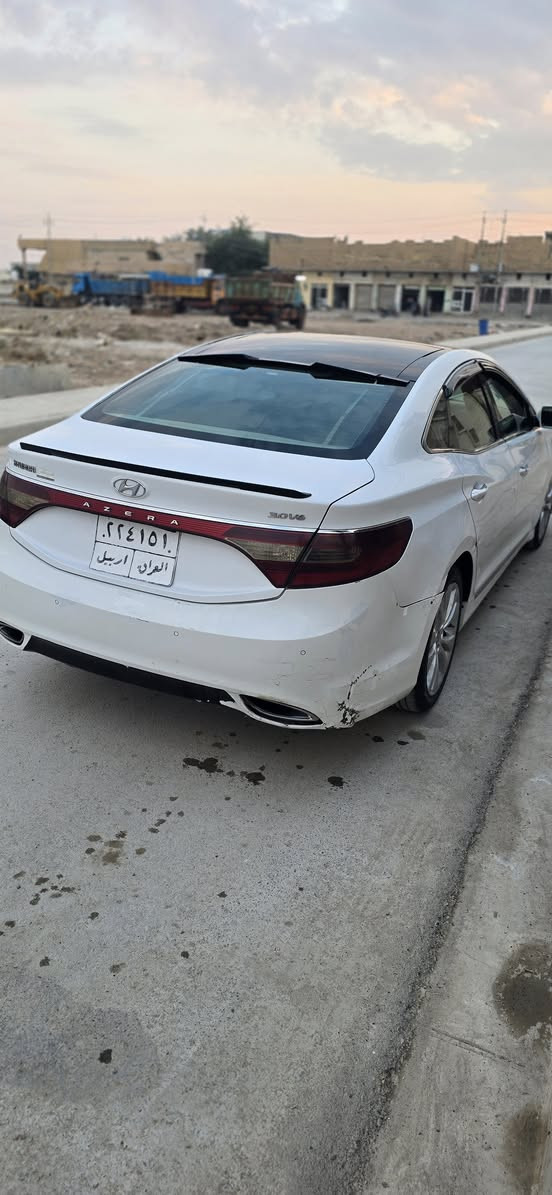 للبيع. أزيرا 2011خليجي خـلـيـجـي فول مواصفات ViP
 مكينة 6 سلندر 3800
- مواصفات السيارة ViP فول 1/1
- بصمة تشغيل
- بنوراما طكتين
- داخل جوزي
- كشنات جلد
- كشنات كهربائية
- كشنات تدفئه 
- حساسات خلفية امامي
- تبريد خلفي
-
- بردة خلفية كهربائية
- اوتو هولد
- اشاير بل مري
- مري شفط
- مانع انزلاق
- مثبت سرعة
- تحكم إستيرين
- انارة داخلية ليزرية
- انارة بل دشبول
- انارة بل ابواب
- لد امامي
- زينون
- بردات خلفيه
-دبل اكزوز خلفي
- ويل 18
- وباقي المواصفات هواي 
اخوان سياره نضيفه وحلوه وجاهزة من كير ومحرك وحدادية وتبريد برغي واحد معايزة 
السعر 100 بيها مجال قليل مكاني ديالى ناحيه كنعان ***********
