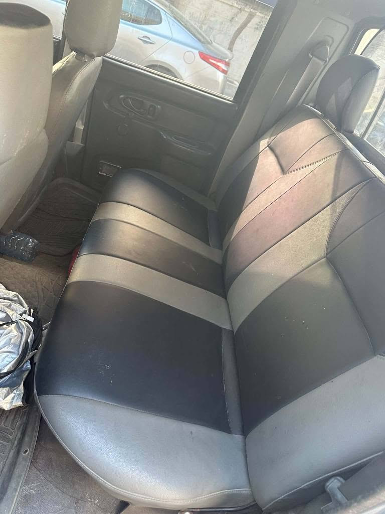 متسوبيشي L200 موديل 2003 فورويل 

فحص كامل 3جيد قصعه

كندشن شغال ثلاجه 

محرك 2500 تيربو انتركولر ميتسوبيشي الأصلي فحص تبارك الرحمن 

جير فحص مكنيك نخب 
زيوت وفلاتر وبريكات جديد 

مرخص ومؤمن 

غرفة بحالة الوكالة بالكراتين جلد كامل

Airbag ستيرنج بور ستيرنج

كوشوك مع الجنط ألاصلي بحاله ممتازة 

وسعر مغري للبيع بداعي   ألتحديث 

0780278648 عمان حي نزل عمان, محافظة عمان


**إذا كنت صاحب هذا الإعلان وتريد حذفه لأي سبب، رجاءا أرسل رسالة إلى الدعم الفني**