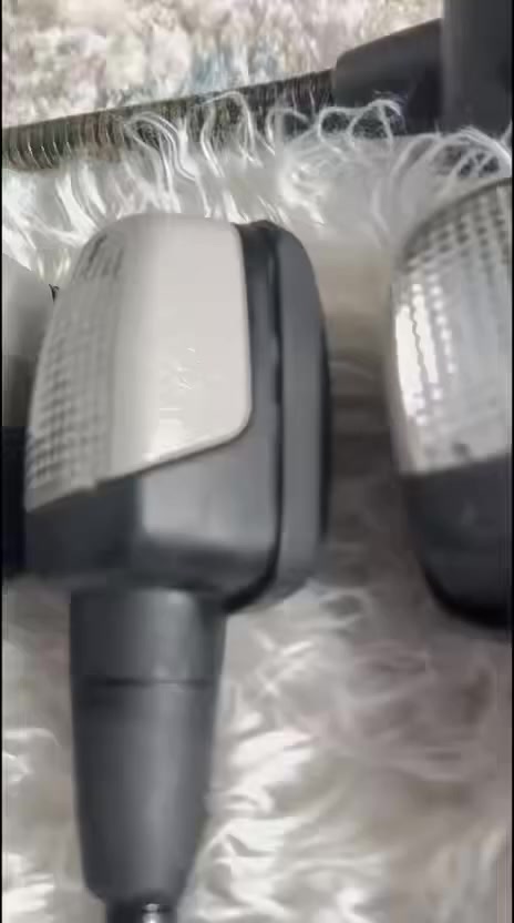 سلام عليكم تيبلام شموع  او فوانيس للبيع جمله مفرد اصلي يرهم للسيارات كبار وصغار سعر القطعه 20 الف توصيل موجود لكل لمحافضات مكاني كربلاء رقمي ***********
