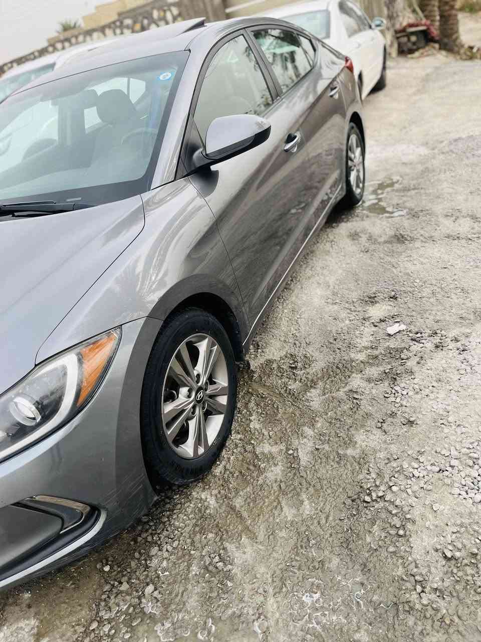 سلام عليكم
الانتره 2018 فول موصفات واحد على واحد

كفاله وكلشي موضح بل منشور سونار موجود 

الباب فقط رش اثر شخط

سياره جديده معنى الكلمه 

مكاني بابل مسيب للبيع او مراوس

***********
