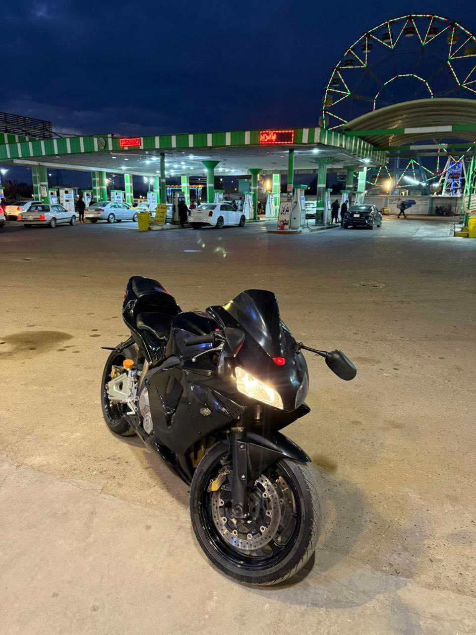 السلام عليكم الوحش RR 600 مكفولة كفالة عامة جيب الفيتر الي يعجبك وحياك الله ترايك للمكان الي تريدة الدراجة جاهزة مجهزة وهسه طالعة من ادامة مكان الدراجة بغداد المنصور 🔴 السعر ٢٩ $ورقة
***********
