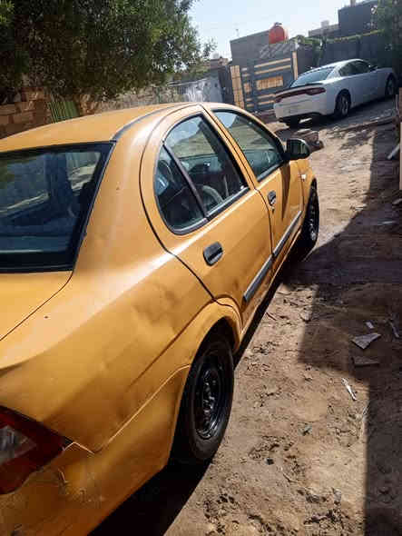 سيارة 🚗 طيبه 2015محورة كوريلا السعر20وبيها مجال الشراي ينتصل ع الرقم ***********
