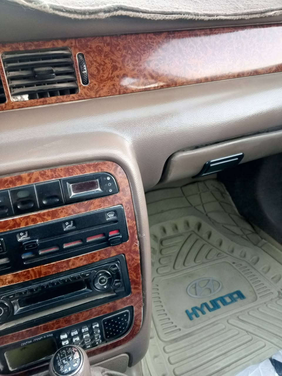 سمند للبيع موديل 2010 باسمي رقم انكليزي سنويه لغايه2029  للاتصال ***********.    السعر 37  $  العنوان.  الديوانية الحمزة الشرقي
