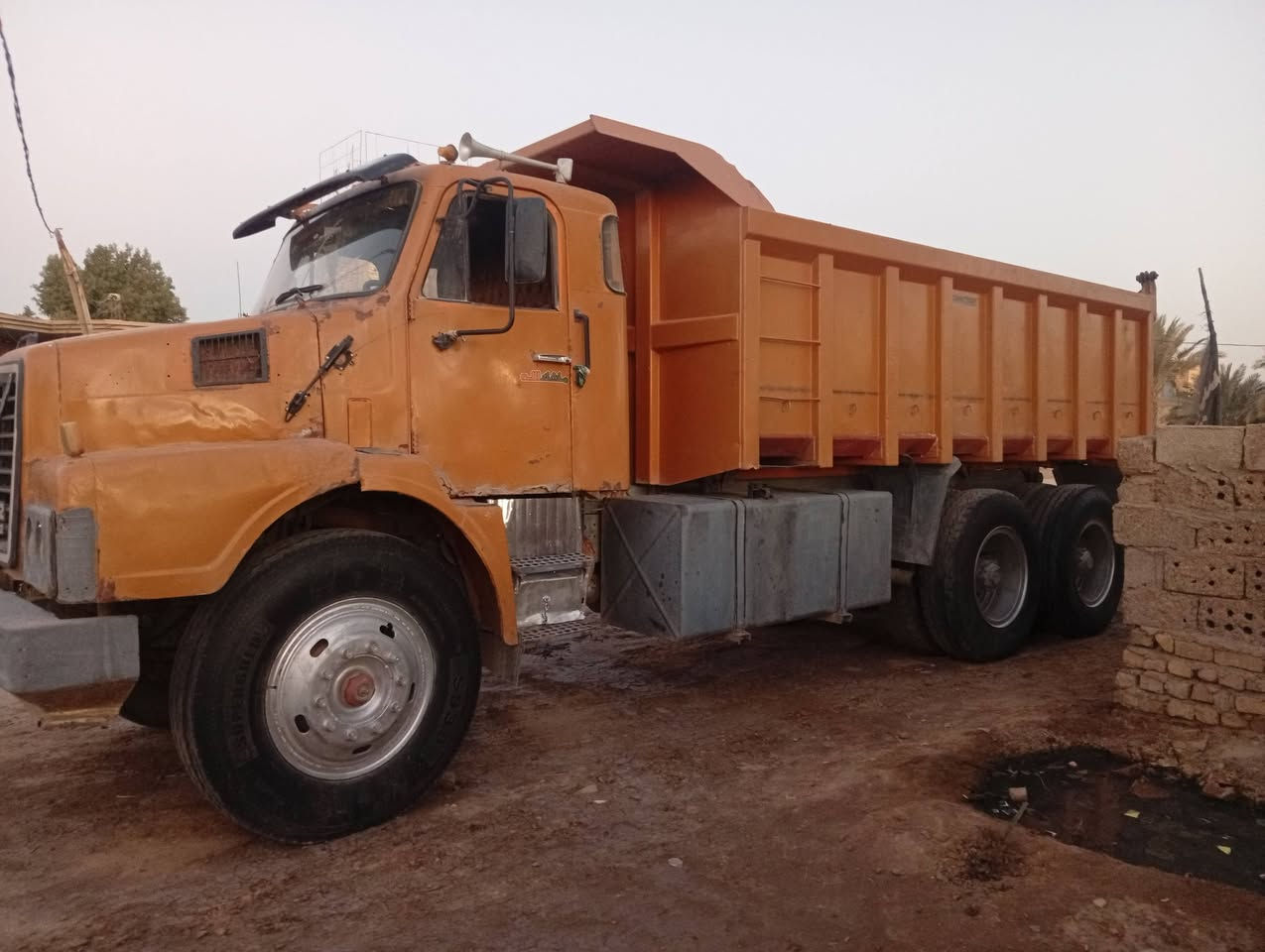 سلام عليكم فالفو بلادي البيع تخم تاير رقم سليمانيه رقم الهاتف ***********
