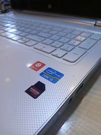 HP Pavilion • i3 الجيل الثالث • AMD Radeon 8670M