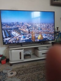 بلازما حجم ٥٥ مع ميز انترنت مكاني غزالية سعر ٥٠٠ مع ميز ٠٧٧١٢٠٩١٧٠٠