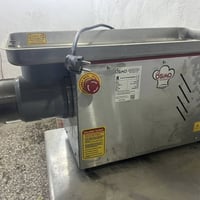 مثرامة لحم تركية حجم 32 مكاني بغداد الاتصال 07902610384