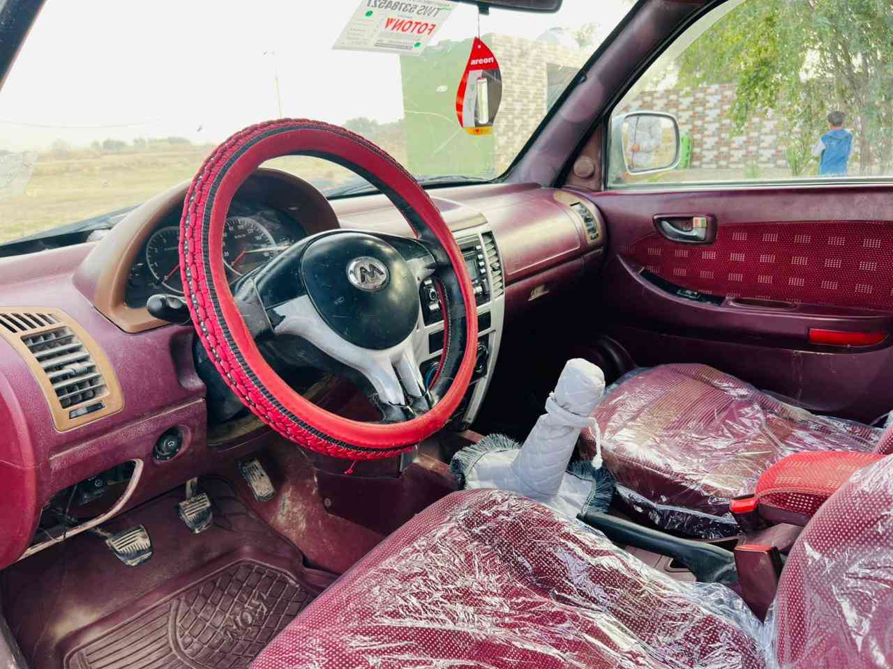 سلام عليكم 
بيكم سكاي 2013 سيارة كلش جديدة مكفوله من ضربه وتبديل زنجار حداديه جديده تخم تاير جديد تبريد ثلج كهربايات كله سنترلك على ريمؤن شغاله جام شغال كير محرك خير من الله رقم نجف تحويل بل سم سنويه لل 28 مشروع وطني
سعر 55 وبيه مجال تصل على *********** وتساب
وتساب ***********
