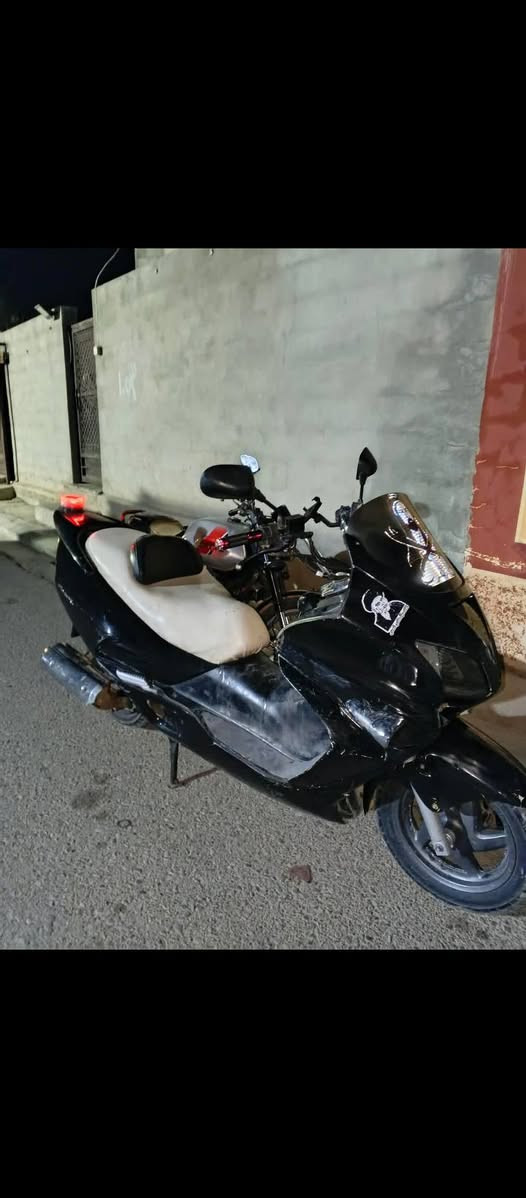 للبيع فورزه 06 ***********
