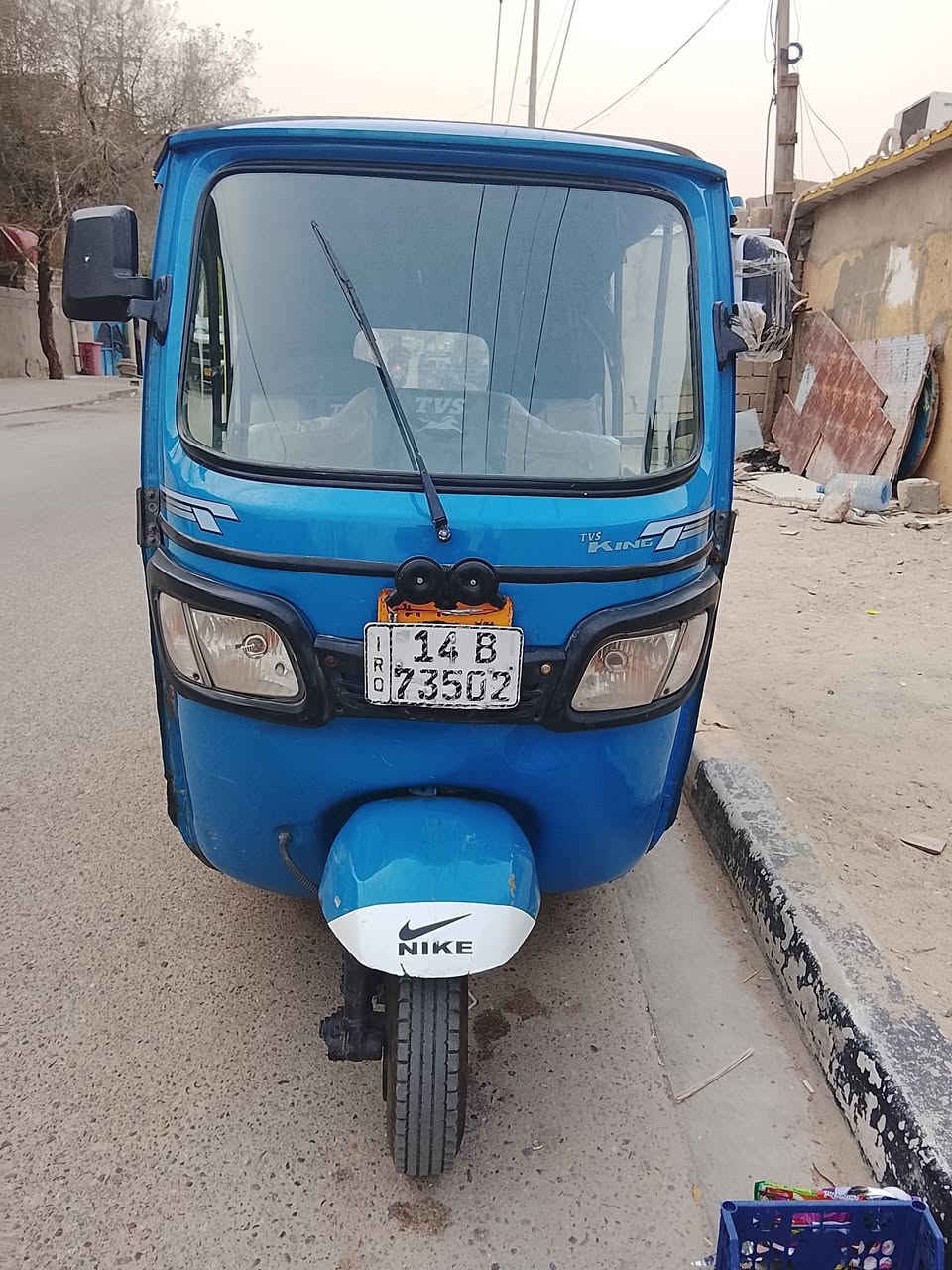 تتك للبيع موديل 21 رقم وسنوي بديل كفاله من الضربه ماكينه مفتوحه السعر 6 و 100  يتصل عليه *********** عنواني القبله
