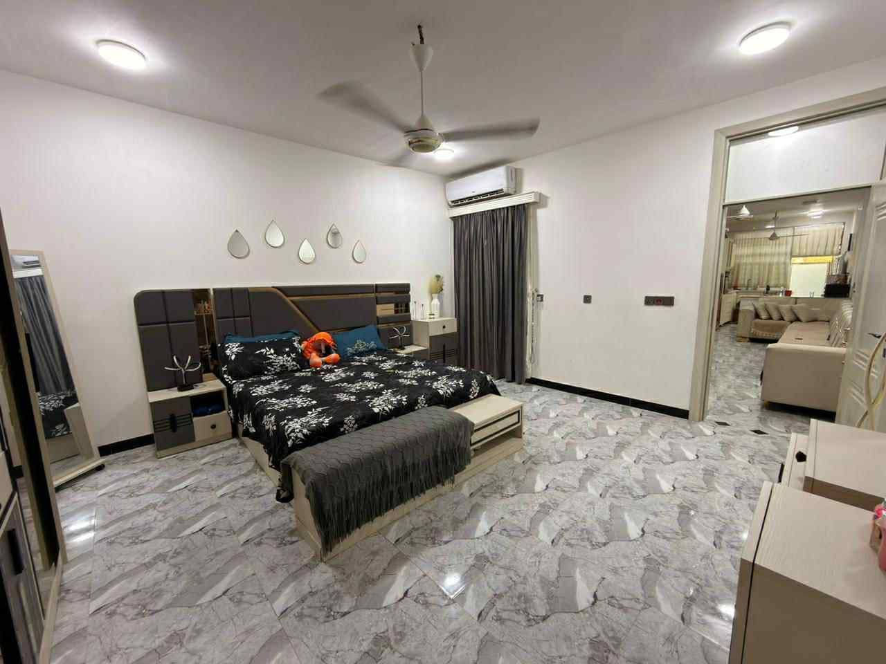 ⭕️(طابو زراعي سند 25 )(مشمول تطويب خدمات _)
⭕️المساحة 100 يباع هوه واثاثه 
⭕️العنوان الدار  / التقية الثالثة _قرب مجمع الروان
⭕️بناء البيت حديث
⭕️بناء  مسلح 
—————————————
           تـــفـــاصـــيـــل الـــدار 
(كونكريت مسلح )
⚜️ غرفة 
⚜️صالة 
⚜️مطبخ 
⚜️مجاميع صحية 
⚜️طارمة  
ــــــــــــــــــــــــــــــــــــــــــــــــ

للأستفسار أتصال حصراً ‏‪
‏‏‪‏‪0778 257 7729‬‏
