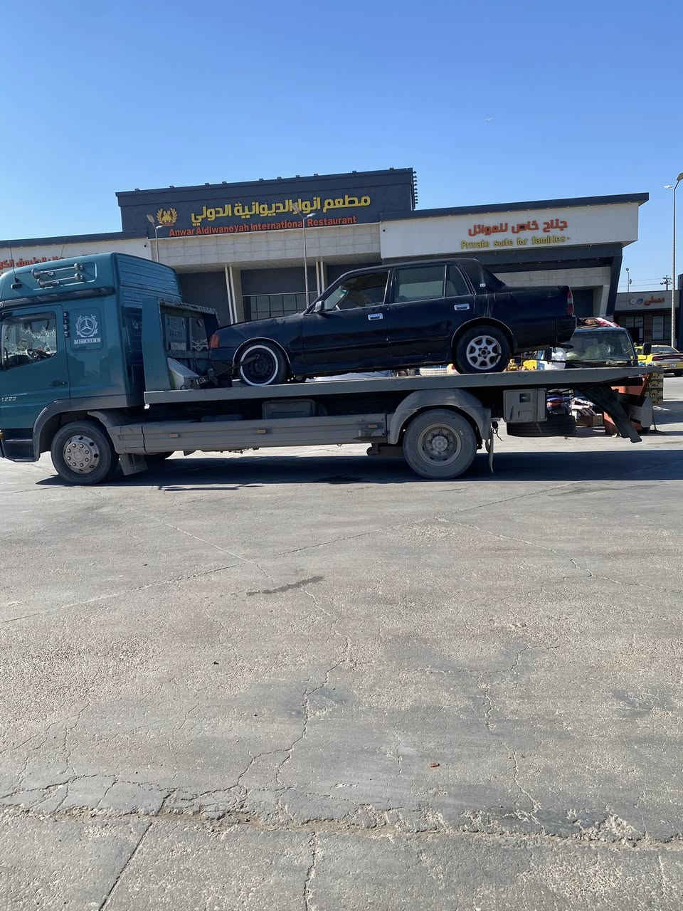 كرين سطحيه للنقل السيارات الحديثة والعاطله والمضروبه داخل النجف وخارج النجف على مدار ٢٤ ساعه ***********
