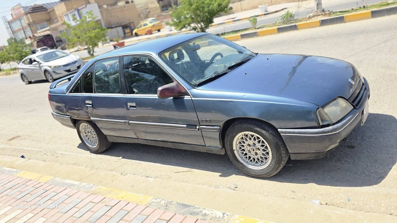 السلام عليكم للبيع اوبل اوميكا رقم نجف الماني تحويل ثاني يوم موديل 88مكينه 2000تبريد ملكه ثلج  حداديه80/100تايرات كير مكينه خير من الله السعر 30وبيها مجال  مكاني نجف كوفه ***********
