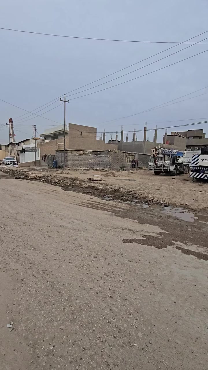 🫲السلام عليكم 🕌    ___ موقع ممتاز جداا   ____

🏛 قطعه _ للبيع  _ ركن _ طابو _ صرف _ 🏡

🌍 تصلح تجاريه __ وتصلح سكنيه  🌏

📏المساحه  📐            380          متر 
📏 الواجهه  📏             20           متر 
📏 النزال    📏              19           متر 
   
🏡   القطعه واقع على شارع عرضه  __ 20  ___ متر 
🚦 المنطقه مشموله بلخدمات من __ تبليط _ مجاري   🚦

🏛 الموقع //  🇮🇶 // حله // شارع 60 // حي العسكري // شارع الكرينات // قريب جداا على شارع 60 //  

📢 لمن يرغب في عرض عقار تجاري او سكني او أيجار 🕍 يوجد كادر هندسي متكامل للبناء وحسب الطلب📢 👷‍♀️

✈️ للاستفسار السريع الاتصال على الارقام التاليه او مراجعه مكتب الاعمار الواقع على شارع 60 مجاور مدينه حمورابي السياحيه 🛩 ‎
📞***********
