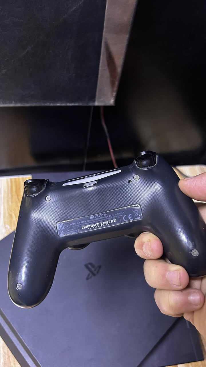 Ps4سلم لوك ستيكر
نظافه الجهاز ٩٩٪؜ جان مضموم نظام ١٢ مهكر ذاكره ١٠٠٠كيكا وبي العاب كدامكم كامل الملحقات كيبل كهرباء وhd  وكيبل شحن كله اصلي. وجوستك اصلي بدون كارتونه السعر. 350 الف مكاني بغداد البلديات


**إذا كنت صاحب هذا الإعلان وتريد حذفه لأي سبب، رجاءا أرسل رسالة إلى الدعم الفني**