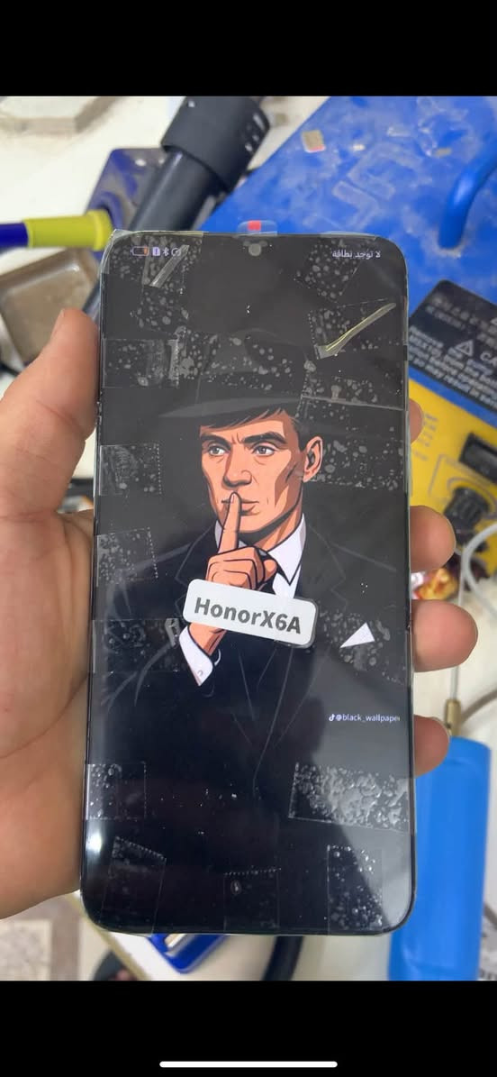 من مكسور ومطفي ➡️ لجهاز جديد 💎
تبديل شاشة Honor X6A 
الشغل النظيف يفرق 
للتواصل الاتصال على الرقم الأتي (***********)
