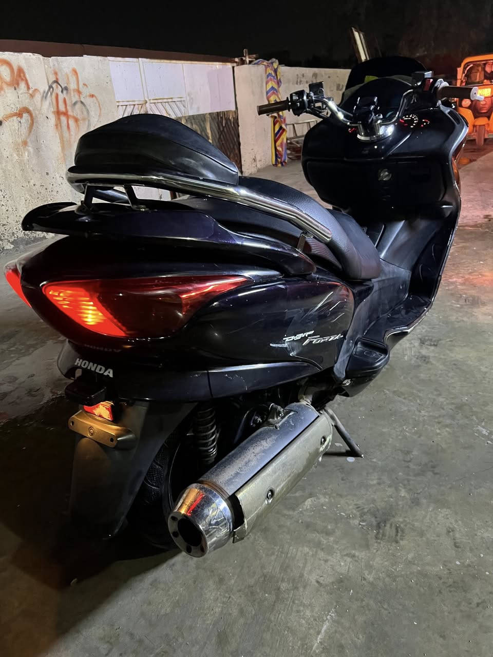 السلام عليكم 
دراجه فورزه 08  للبيع سعر ٧٥٠ قفل 

دراجه ناعمه حيل ومناقصها اي شي 

عوزها بس ترتيب للكفرات ماشيه  ٦٧ حقيقي 

ستان حساس كهربائيات كلها كامله عالي ناصي هم 

مكاني ديالى بعقوبه  شراي اتصل ***********
