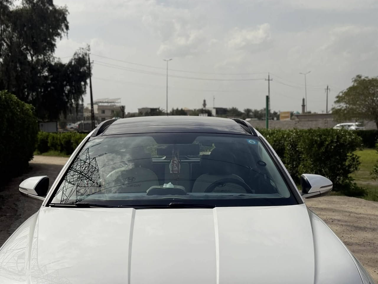 اللهم صلِ على محمد وآل محمد
السلام عليكم ورحمه الله وبركاته اخواني الاعزاء للبيع توسان السونار مرفق من ضمن المنشور 
الموديل:٢٠٢٤ بنوراما 
الرقم:بغداد 
العداد:35الف حقيقي  
الوارد:خليجي وكاله عمر العبيدي 
المواصفات: *الكراسي الاماميه كهرباء وجلد 
*أنظمه القياده ثلاثه (نورمال-سبورت-ايكو) 
*تحكم ستيرن 
*أشاير بالمري والمري شفط
*هاند بريك كهرباء 
*ويل كب حجم:19
*المرايات الامايه أوتو
*الشاشه ابل كاري بلي واندرويد أوتو 
* شاحن واير ليس 
*الشاشه ديجتل 
*الشباك الامامي نيكل 
*لايتات زنون 
*بك لايت ايل اي دي 
*مانع انزلاق
*رادرات اماميه وخلفيه 
* حساسات اماميه خلفيه 
*نظام تحديد مسار 
*كامره خلفيه ثلاثيه الابعاد 
السياره كفاله عامه عدا الجاملغ الايمن بي ثلاث اصابع صبغ السياره تخم تاير جديد وعلى أيدي من اخذتها من الشركه ولحد الان السلبير مانازل 
* السعر ٢٢٠ واني بالخدمه مكاني بغداد 
وللاتصال والاستفسار:***********
