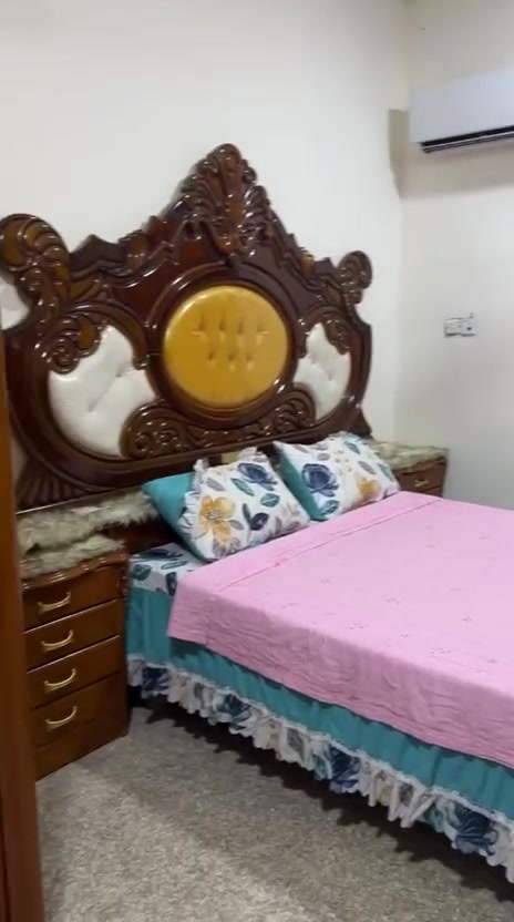 غرفه للبيع
الغرفه 9 قطع نظافته 90%💯 سعرها مليون و300 صاحبه لان مضطر ع بيعها لان عنده مريض
العنوان الانبار خالديه حي الاكراد يم جامع ضيوف الرحمن
 الشراي يراسلني خاص


**إذا كنت صاحب هذا الإعلان وتريد حذفه لأي سبب، رجاءا أرسل رسالة إلى الدعم الفني**
