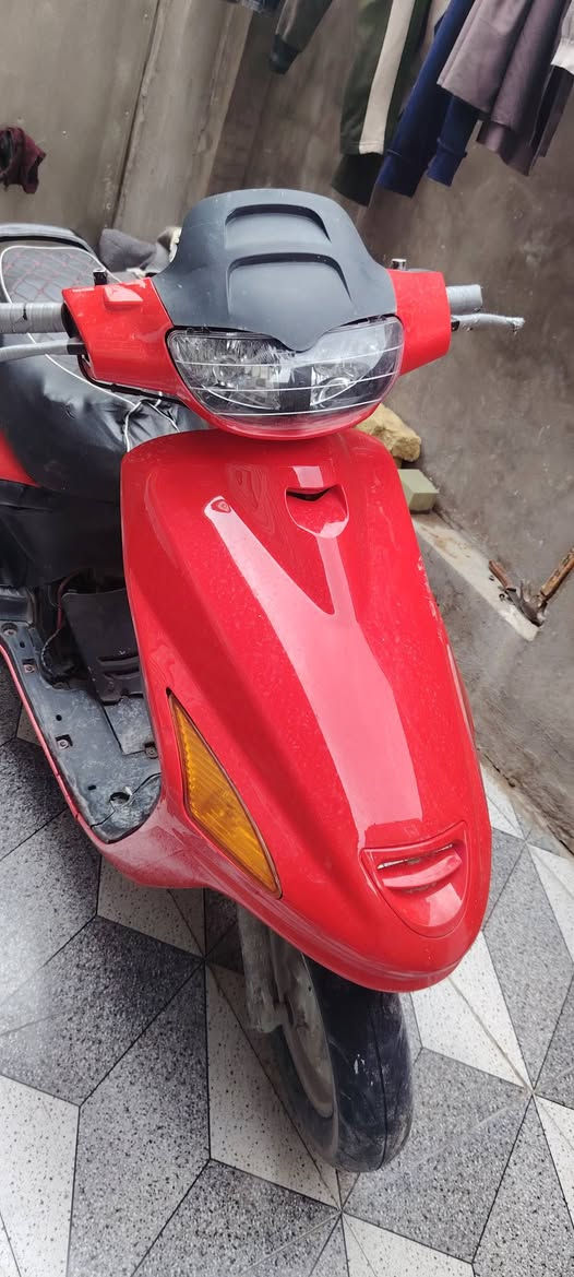 دراجه للبيع مكانها نجف علوه الفحل مكينتها فول ما مفتوحه ما عايزه الدراجه شوف العين 
450وبيها مجال 
***********
