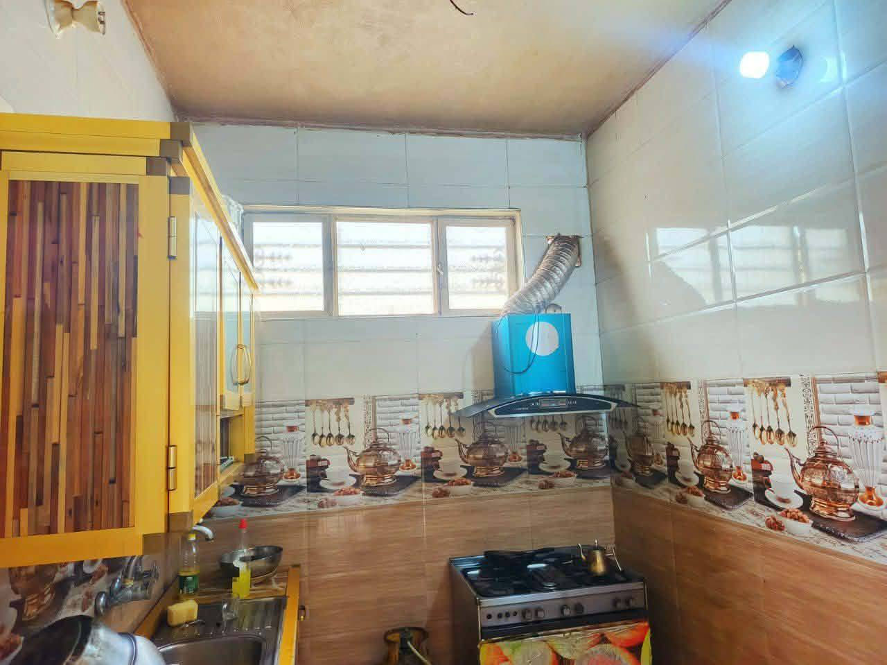 للبيع بيت مساحه 105متر ركن
طابو صرف مربع  الجديدة الرابعة طابق واحد قريب على الامام البيت كلش نظيف كونكريت صب  مسلح مال جناي  شغل درجه اولى ارتفاع 70cmعن الشارع تبليط جديد .
***********
***********
