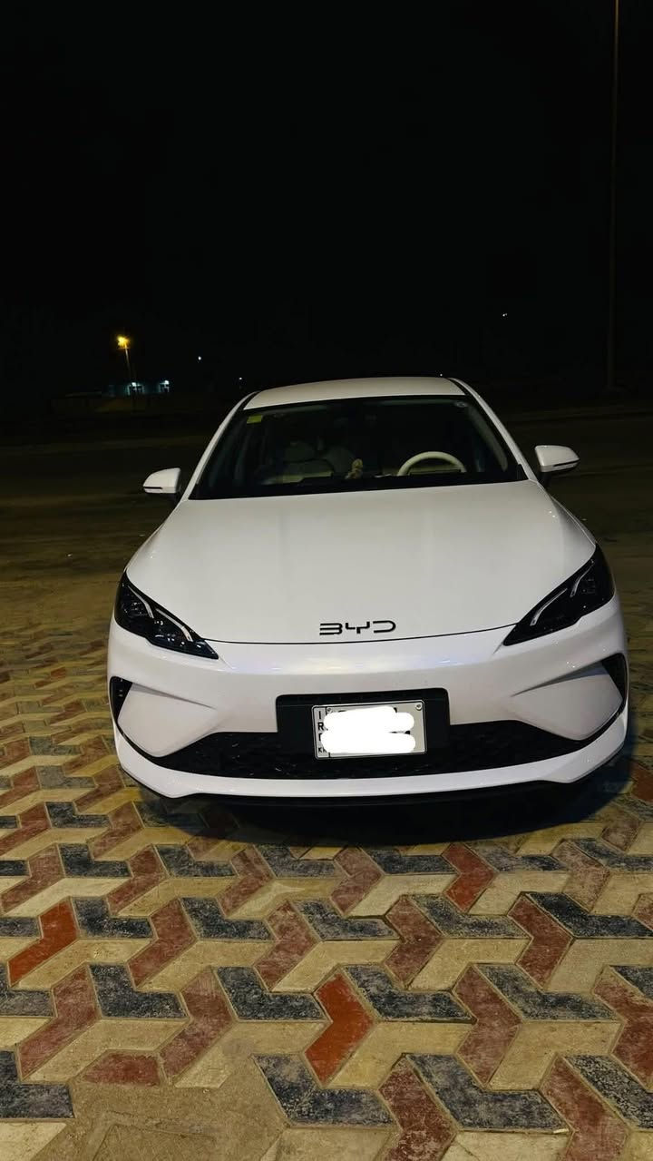 السلام عليكم BYD SEAL 5 ستندر مواصفات معروفه بيها رقم شمالي زيرو بعدها مماشيه هواي داخل ابيض تحكمات كرت شاحنة سريعة بيها ب  ساعه ونص تفول شحن 

*********** مكانها كربلاء
