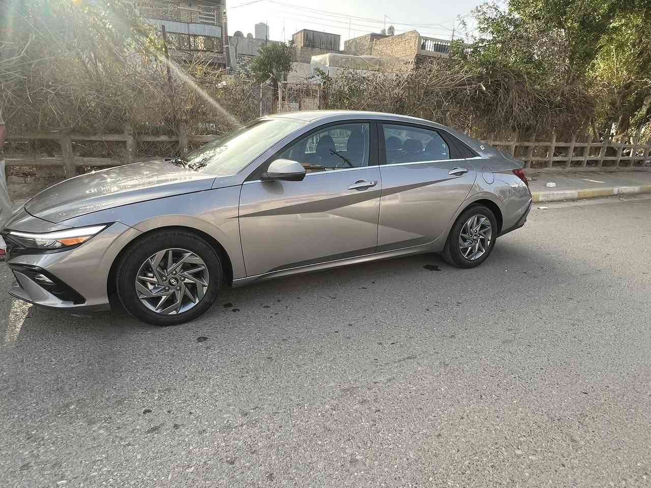 سلام عليكم النترا 2025 للبيع سياره جديده كلش وارد كندي
سياره كامله مكمله للأخير
بعده بستيكرات الشركه
ماشيه 14
هند بريك دكمه
تشغيل عن بعد
تحكمات مقود
بصمه
اشاير بل مري
تبريد شاشه
رادار امامي خلفي
وبعد بيه هواي مواصفات
مكاني بغداد
سعره 159
***********
