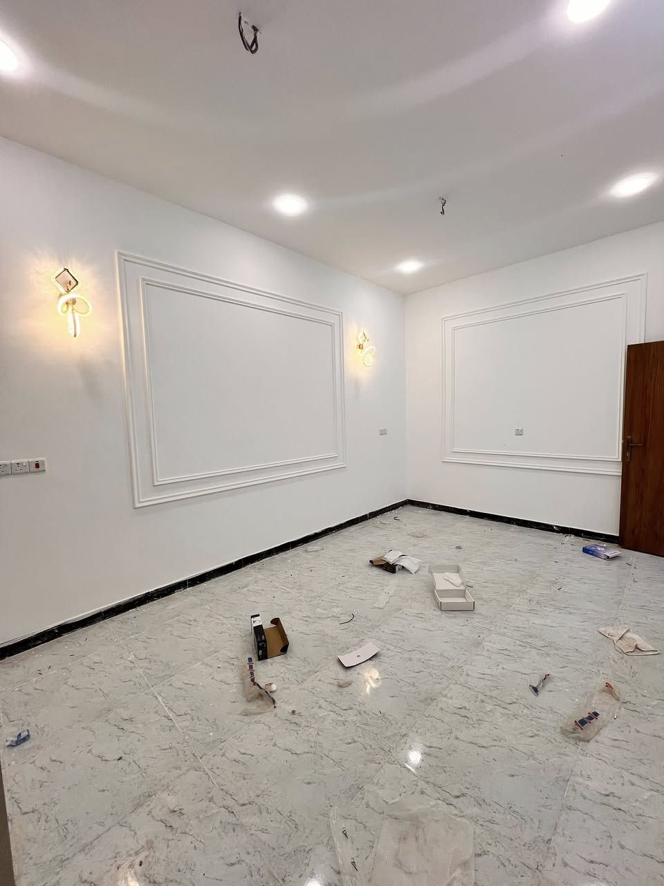 100 م للبيع باب الحاره زراعي شارع الرئيسي موقع ممتاز عمل فوول
***********
